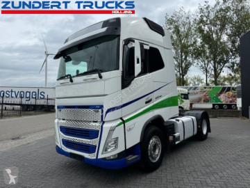 Cabeza tractora Volvo