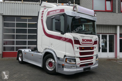 Scania nyergesvontató