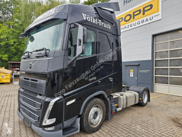 Volvo különösen nehéz árut szállító jármű nyergesvontató
