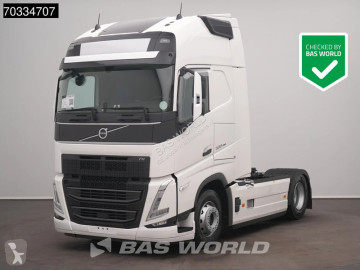Nyergesvontató Volvo FH 500 4X2 XL 2x Tanks I-ParkCool ACC APK 01-2027