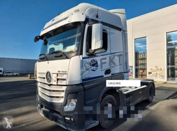Tractor Mercedes
