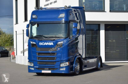 ScaniaS460