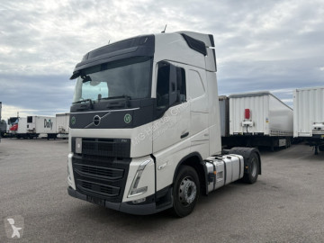 Tractor Volvo