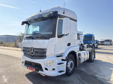 Tractor Mercedes