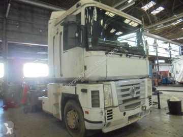 Tratores Renault