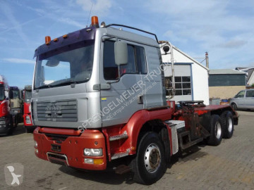 Tractor MAN TGA 33.460 manual fuel pump