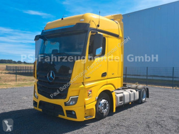 Tracteur convoi exceptionnel Mercedes