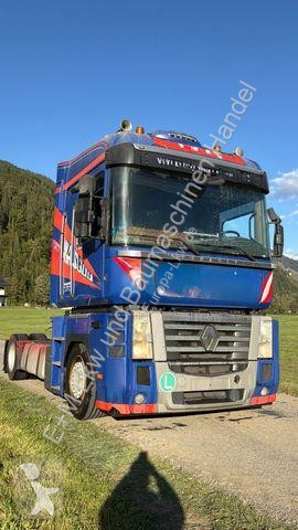 Tracteur Renault