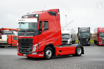 Тягач Volvo