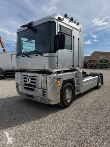 Traktor Renault