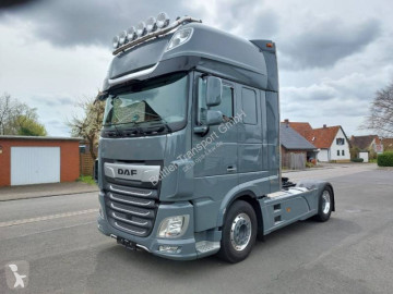 Traktor DAF