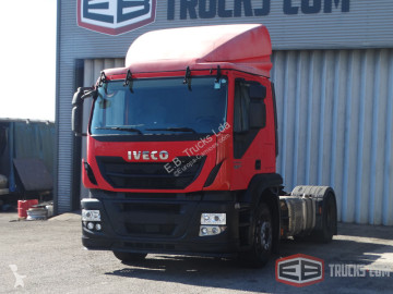 Traktor Iveco