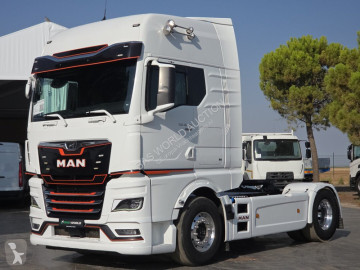 Traktor MAN