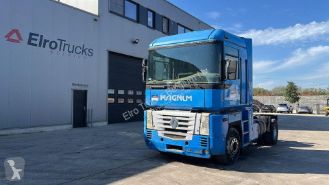 Cabeza tractora Renault