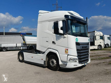 Cabeza tractora DAF