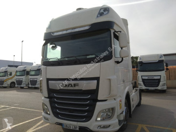 Cabeza tractora DAF