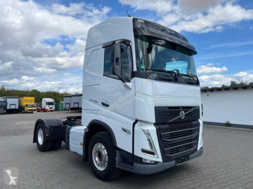 Cabeza tractora Volvo