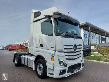 Cabeza tractora Mercedes Actros 1845