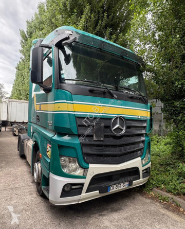 Ťahač Mercedes