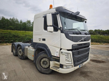 Тягач Volvo