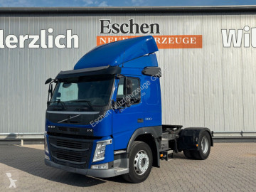 جرار Volvo