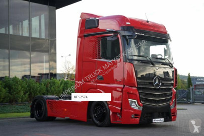 Влекач Mercedes ACTROS 1845