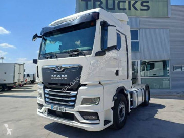 جرار DAF XG 480 FT