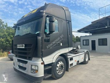 Тягач Iveco