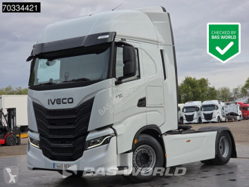 Tracteur produits dangereux / adr Iveco
