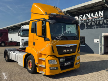 Tracteur convoi exceptionnel MAN