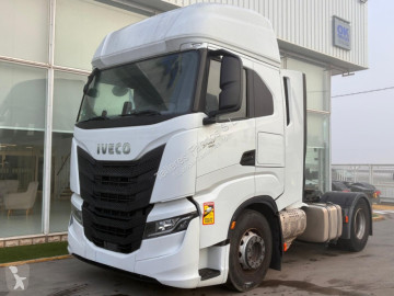 Tracteur Iveco