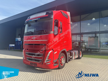 Volvo F6 FH 460 TC 4x2 PTO + Suitable for ADR tractor unit