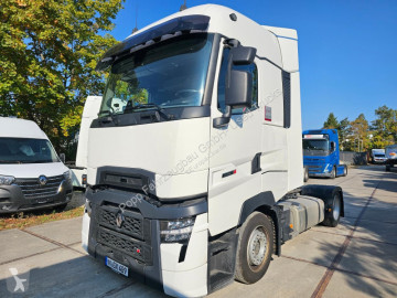 Renault exceptional transport tractor unit