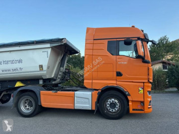 MAN TGX 18.520 tractor unit