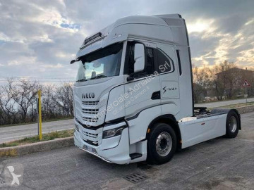 Tracteur Iveco
