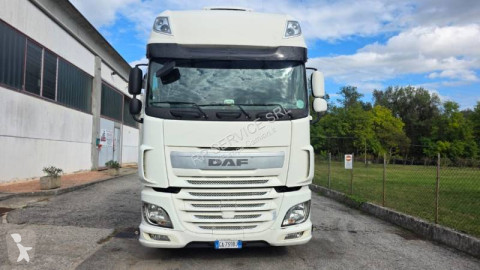 Tracteur DAF