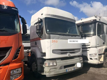 Tracteur Renault
