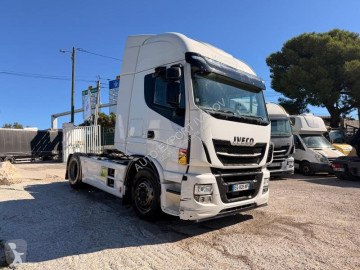 Tracteur Iveco