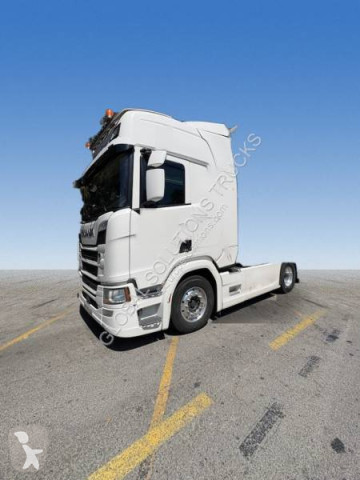 ScaniaR450