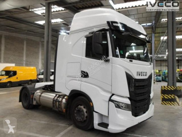 Tracteur Iveco