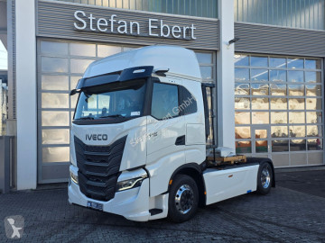 Tracteur produits dangereux / adr Iveco neuf