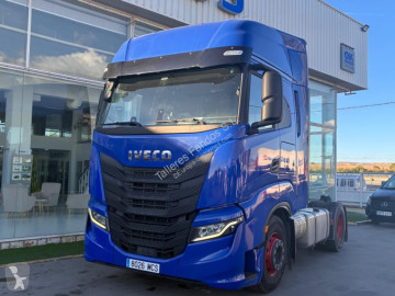 Tracteur Iveco