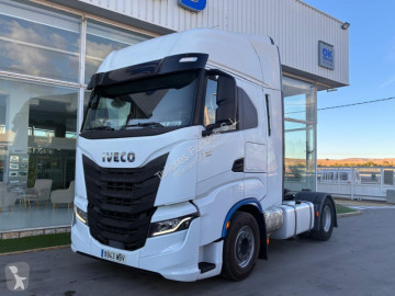 Tracteur Iveco