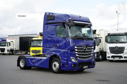 Tracteur Mercedes