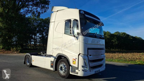 Volvo tractor unit