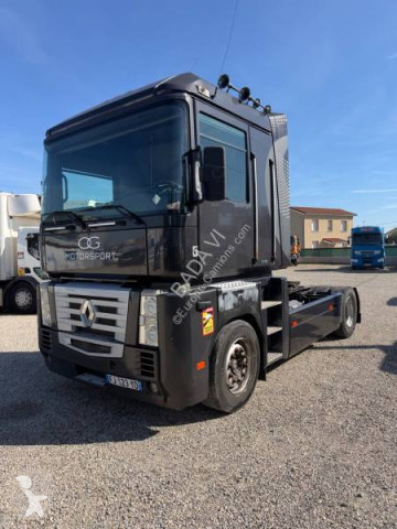 Tracteur Renault
