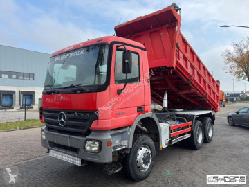 Mercedes tractor unit