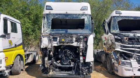 ScaniaS460