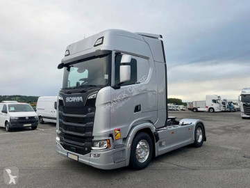 ScaniaS590