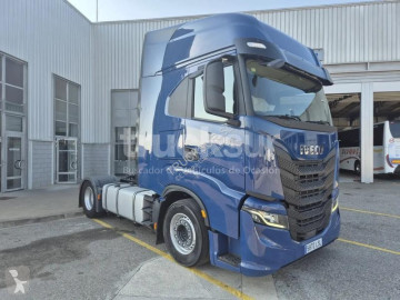 Iveco S-WAY AS440S46T/P tractor unit
